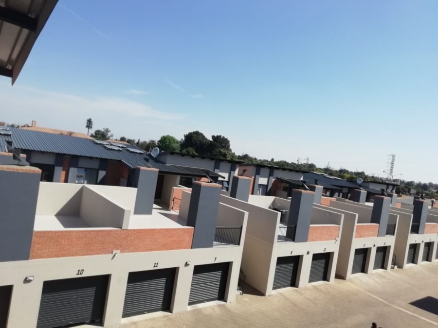 2 Bedroom Property for Sale in Terenure Gauteng