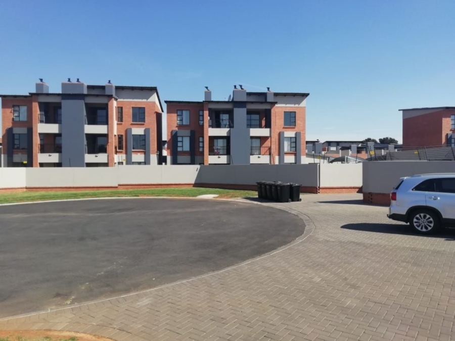 2 Bedroom Property for Sale in Terenure Gauteng
