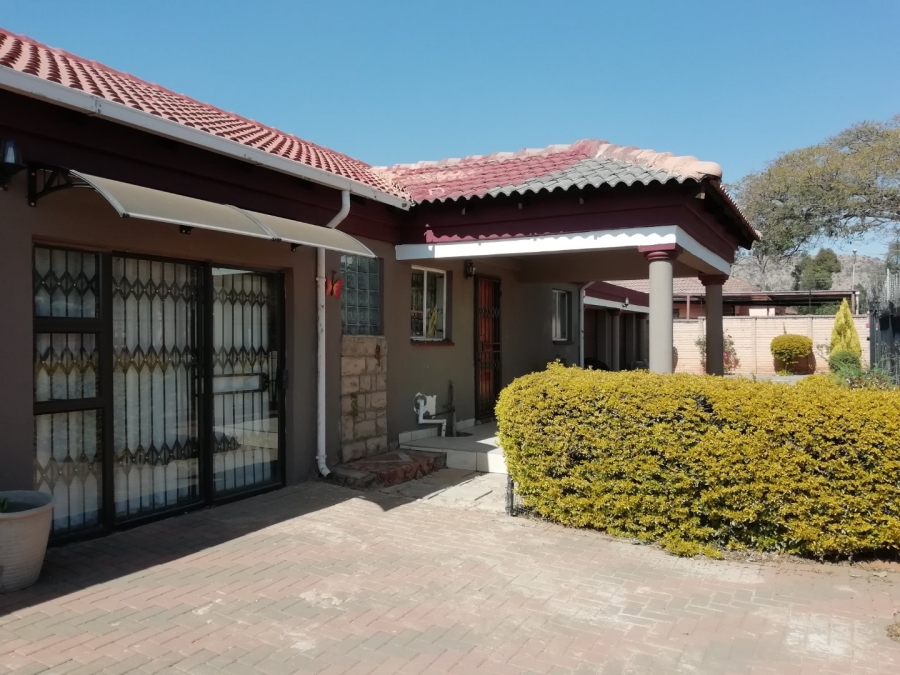 To Let 3 Bedroom Property for Rent in Chantelle Gauteng