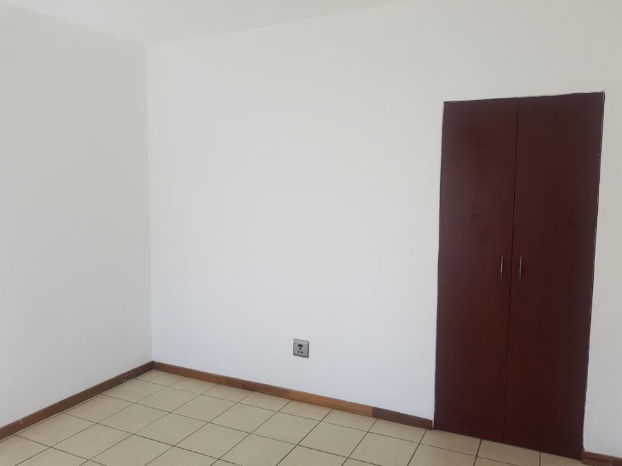 1 Bedroom Property for Sale in President Park Gauteng