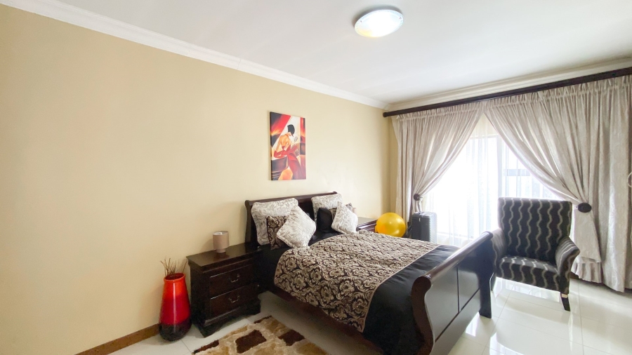 5 Bedroom Property for Sale in Theresa Park Gauteng