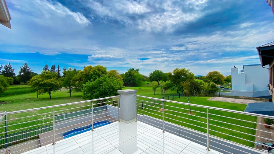 5 Bedroom Property for Sale in Theresa Park Gauteng