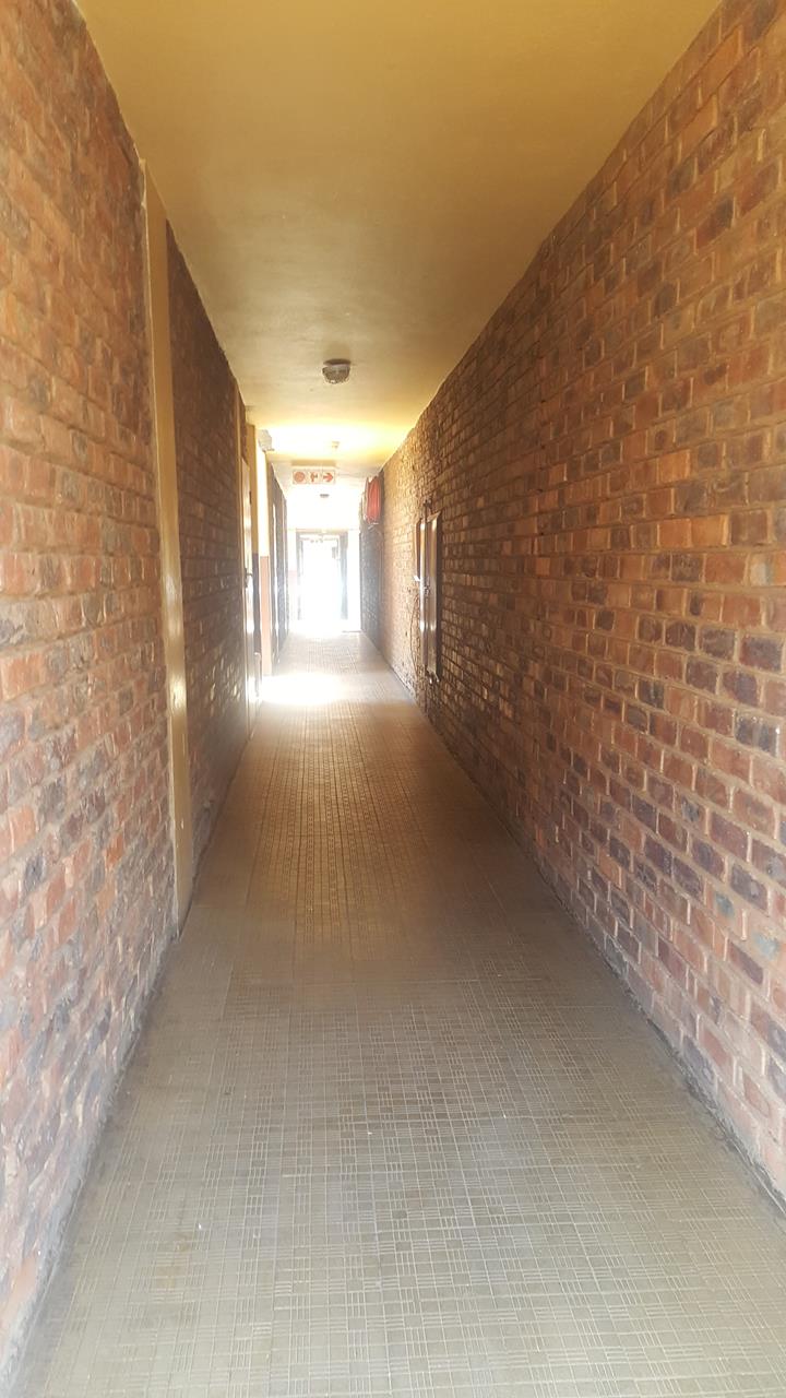 To Let 1 Bedroom Property for Rent in Daspoort Gauteng