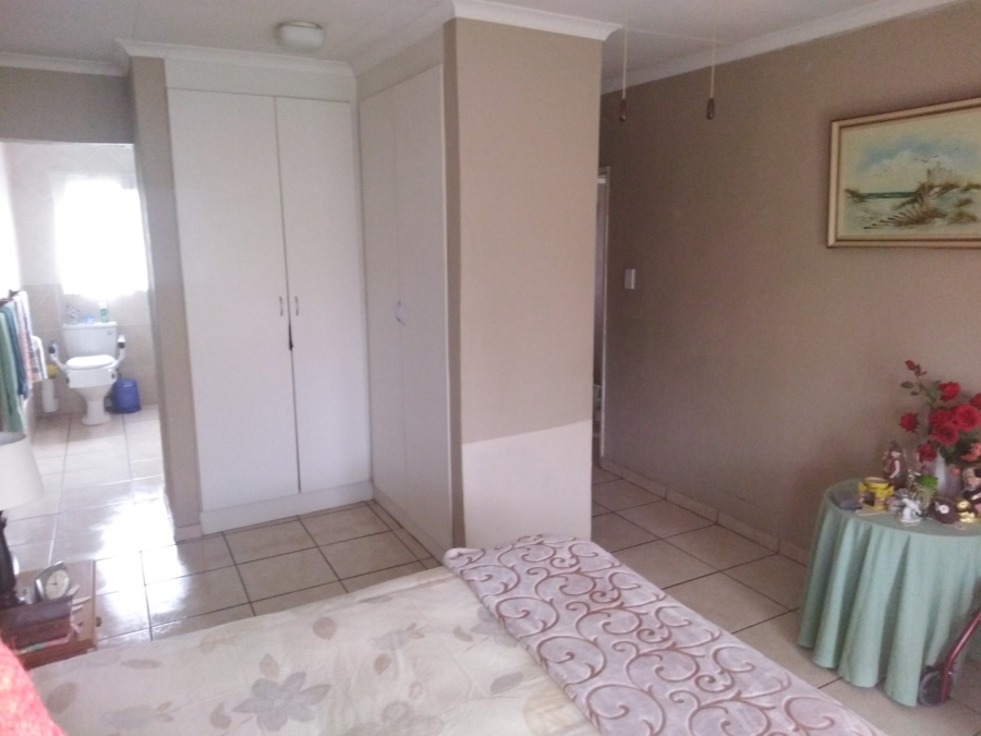 3 Bedroom Property for Sale in Hesteapark Gauteng