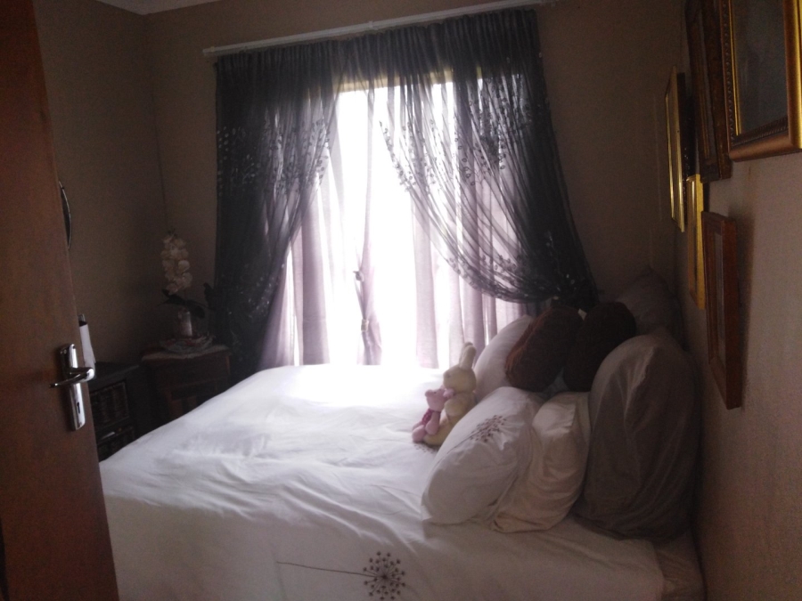 3 Bedroom Property for Sale in Hesteapark Gauteng