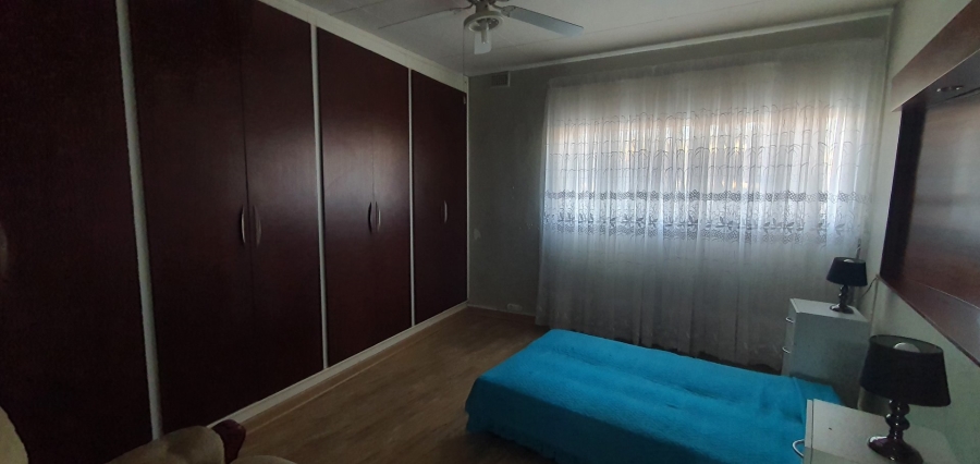 To Let 1 Bedroom Property for Rent in Bosmont Gauteng