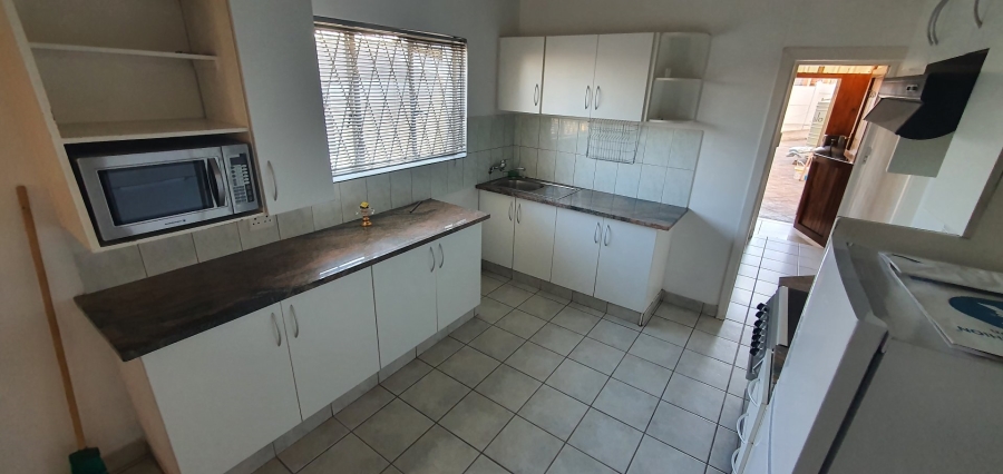 To Let 1 Bedroom Property for Rent in Bosmont Gauteng