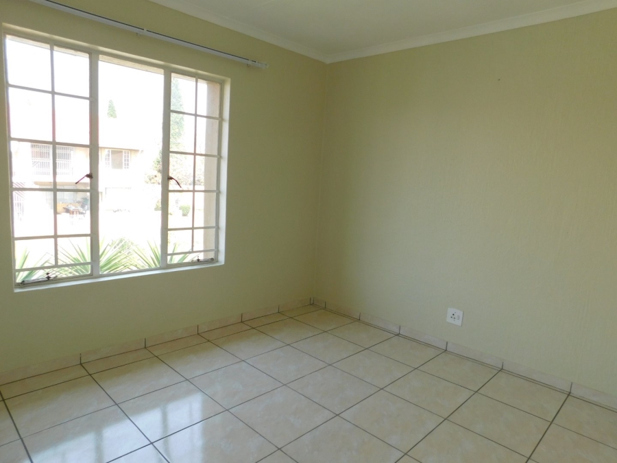2 Bedroom Property for Sale in Moreleta Park Gauteng