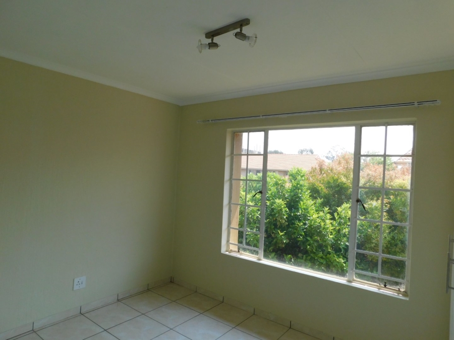 2 Bedroom Property for Sale in Moreleta Park Gauteng