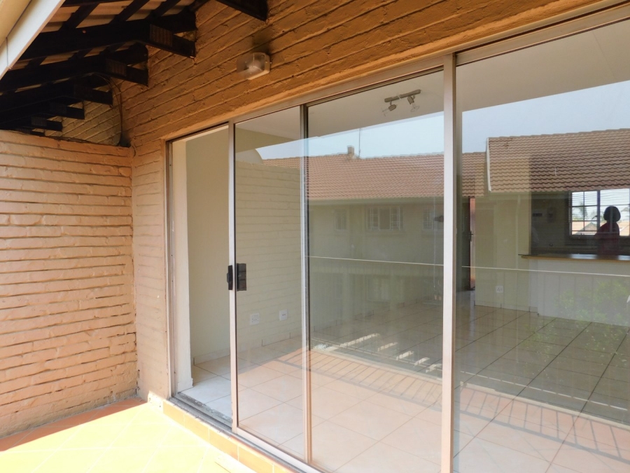 2 Bedroom Property for Sale in Moreleta Park Gauteng