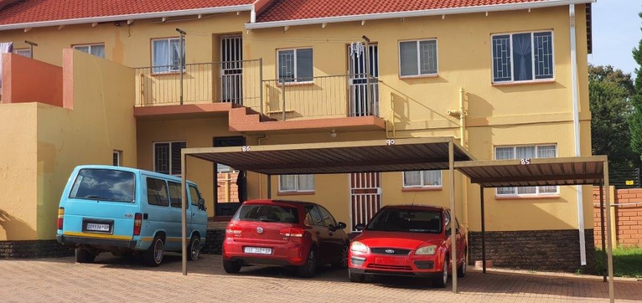 To Let 2 Bedroom Property for Rent in Groblerpark Gauteng