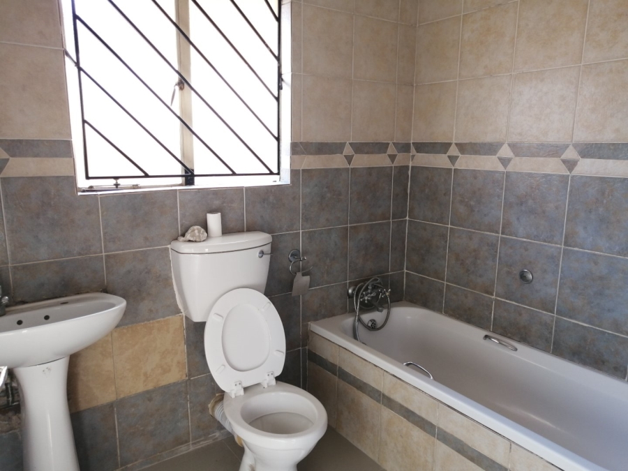 3 Bedroom Property for Sale in Ormonde Gauteng