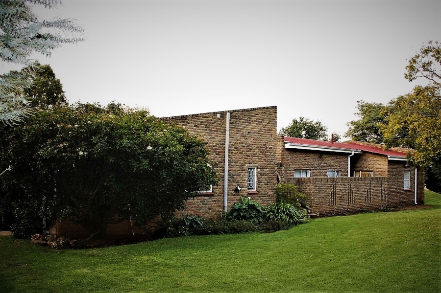 6 Bedroom Property for Sale in Valley Settlements A H Gauteng