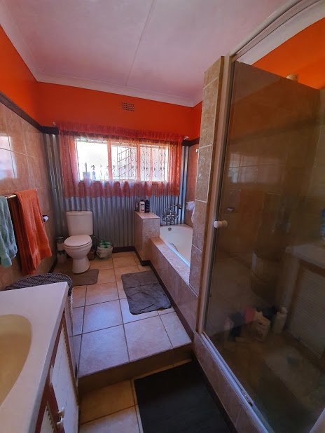 3 Bedroom Property for Sale in Mullerstuine Gauteng