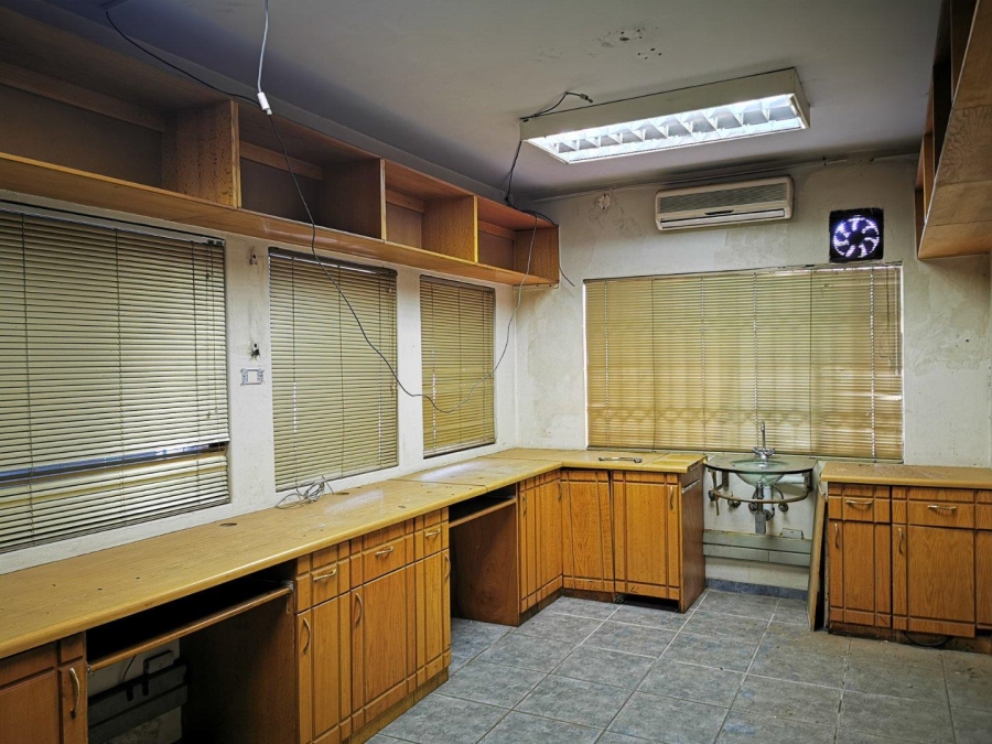 Commercial Property for Sale in Sunderland Ridge Gauteng