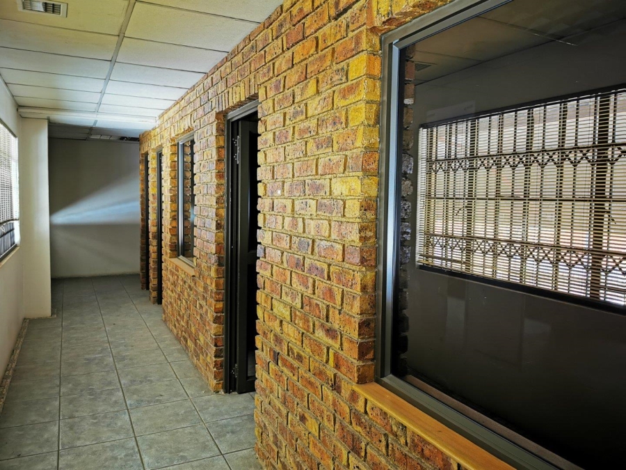 Commercial Property for Sale in Sunderland Ridge Gauteng