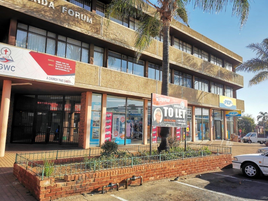 To Let commercial Property for Rent in Wierda Park Gauteng