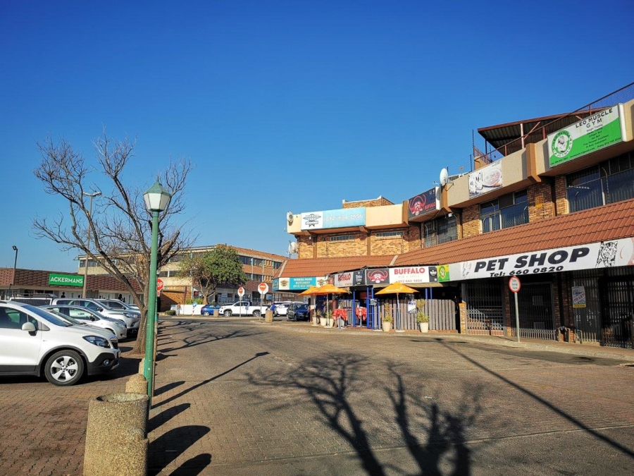 To Let commercial Property for Rent in Wierda Park Gauteng