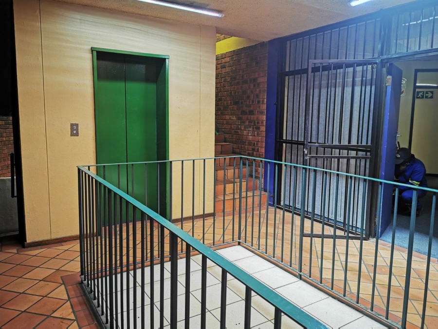 To Let commercial Property for Rent in Wierda Park Gauteng