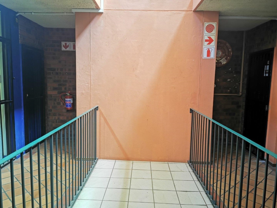 To Let commercial Property for Rent in Wierda Park Gauteng