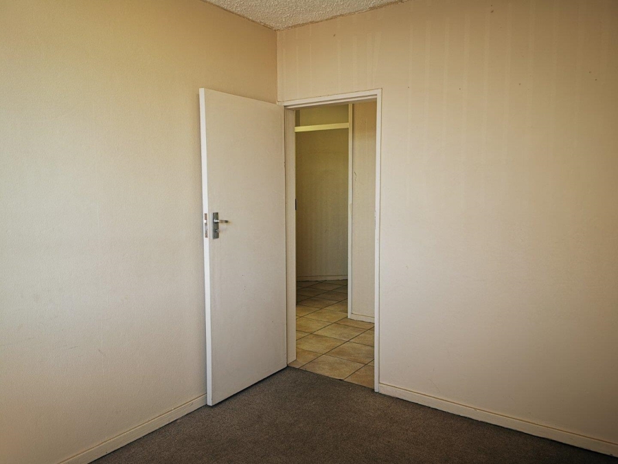 To Let commercial Property for Rent in Wierda Park Gauteng