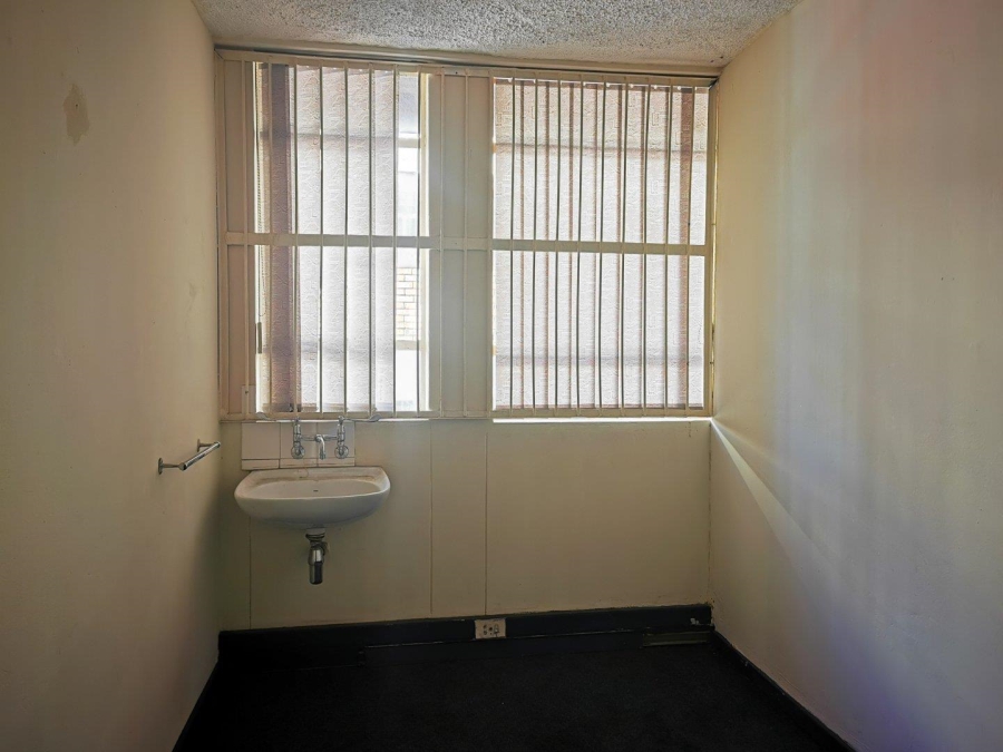 To Let commercial Property for Rent in Wierda Park Gauteng