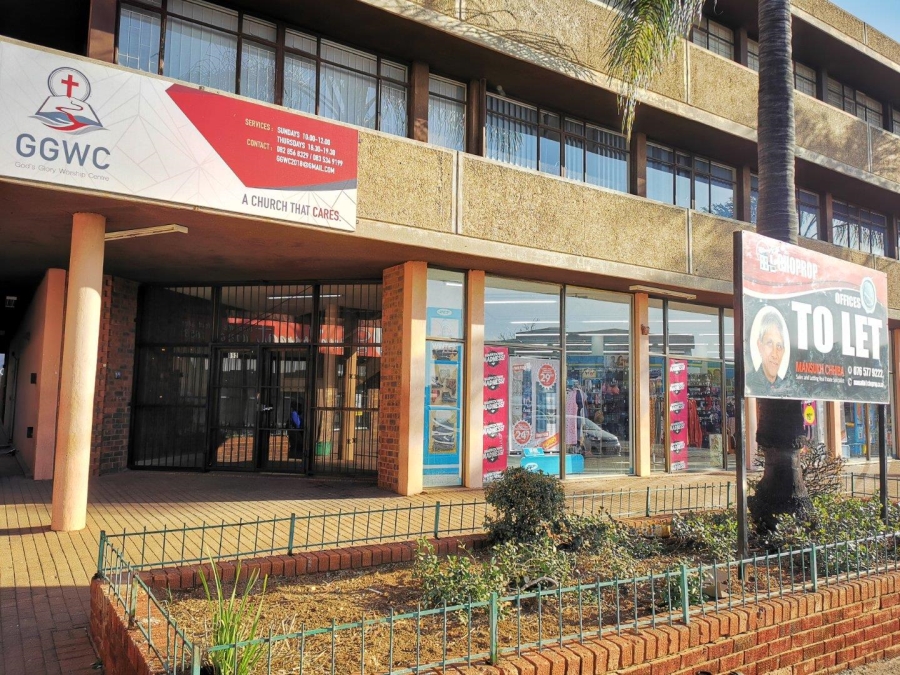 To Let commercial Property for Rent in Wierda Park Gauteng