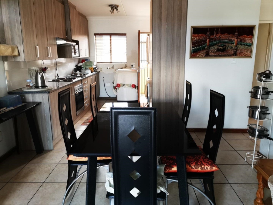 2 Bedroom Property for Sale in Clubview Gauteng