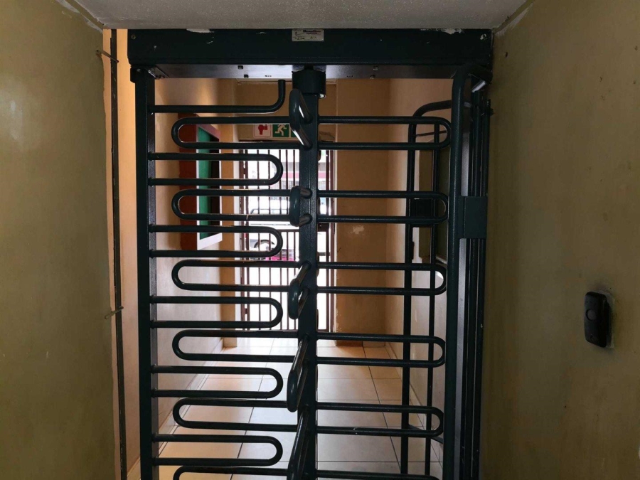 1 Bedroom Property for Sale in Pretoria Central Gauteng