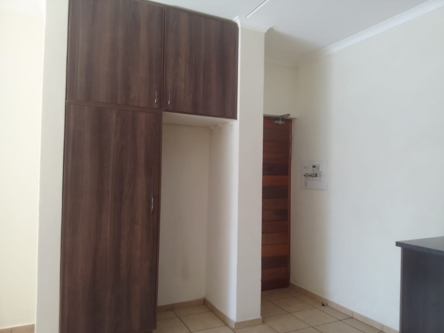 2 Bedroom Property for Sale in Barbeque Downs Gauteng