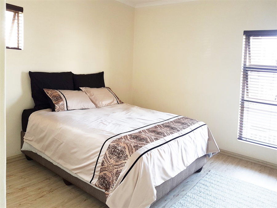 2 Bedroom Property for Sale in Barbeque Downs Gauteng