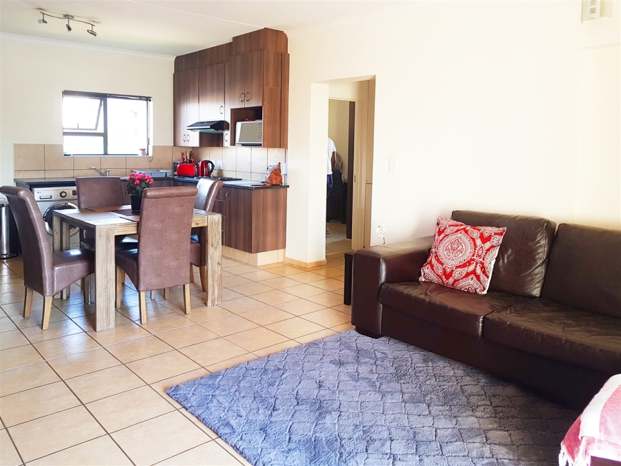 2 Bedroom Property for Sale in Barbeque Downs Gauteng