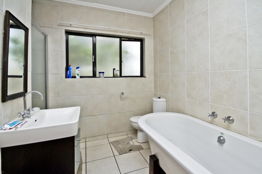 2 Bedroom Property for Sale in Paulshof Gauteng