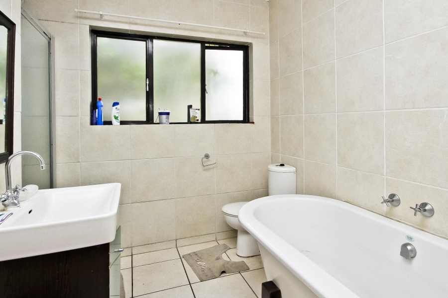 2 Bedroom Property for Sale in Paulshof Gauteng