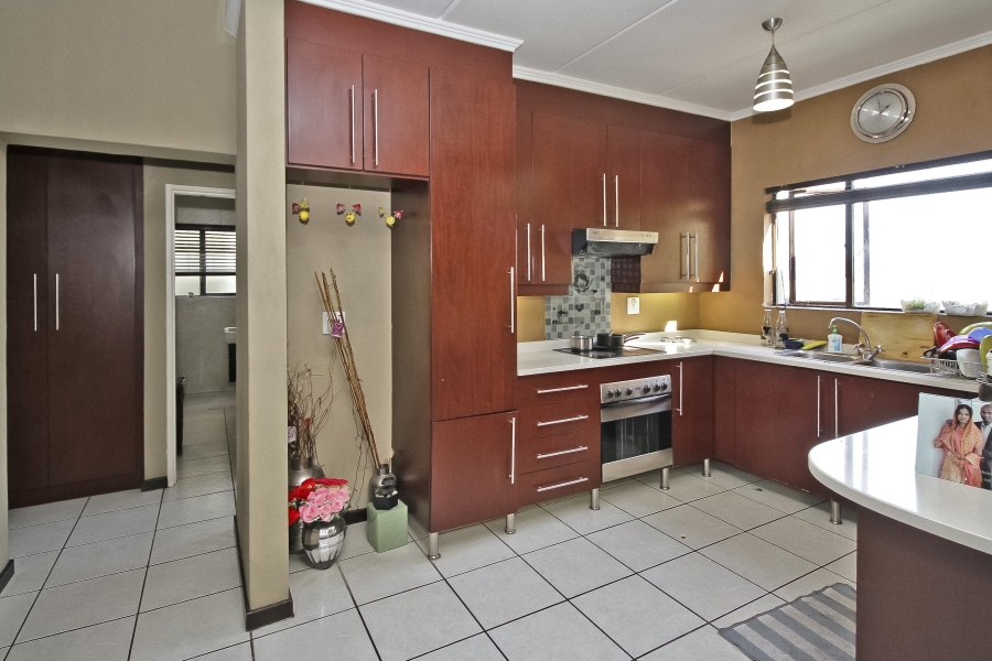 2 Bedroom Property for Sale in Paulshof Gauteng