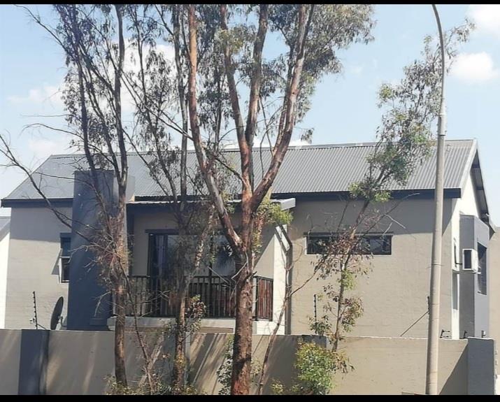 3 Bedroom Property for Sale in Terenure Gauteng