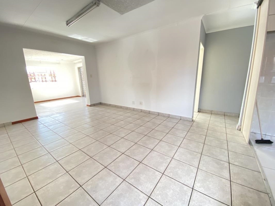 4 Bedroom Property for Sale in Ormonde Gauteng