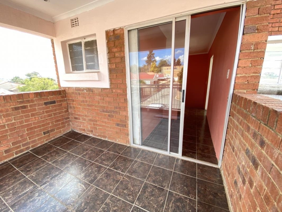 4 Bedroom Property for Sale in Ormonde Gauteng