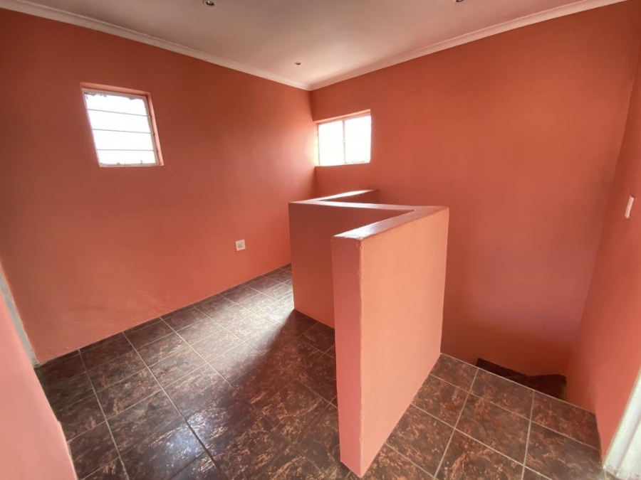 4 Bedroom Property for Sale in Ormonde Gauteng