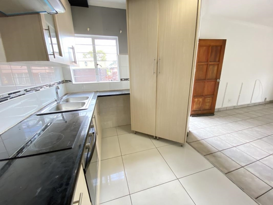 4 Bedroom Property for Sale in Ormonde Gauteng