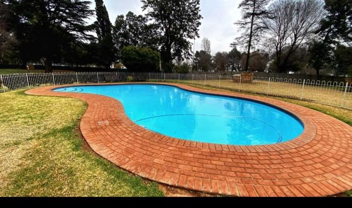 2 Bedroom Property for Sale in Denlee Gauteng