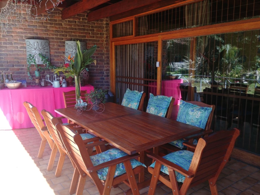 6 Bedroom Property for Sale in Glen Austin Gauteng