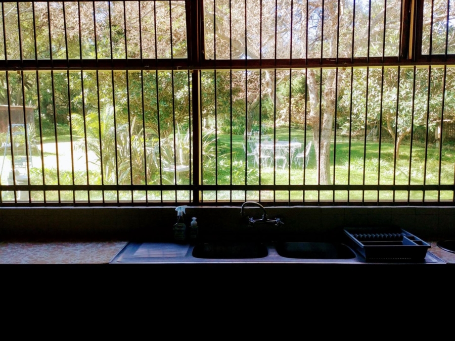 6 Bedroom Property for Sale in Glen Austin Gauteng