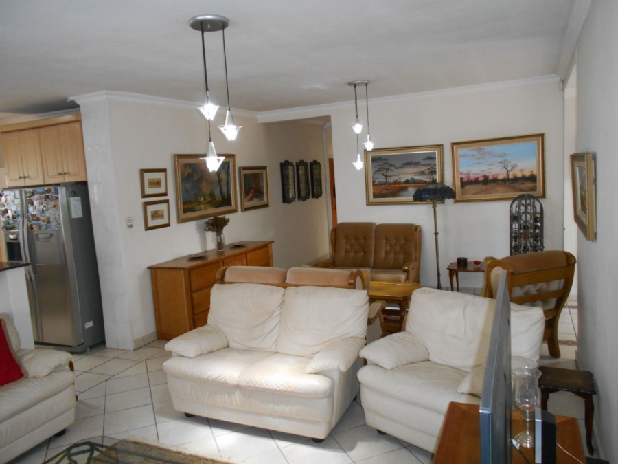 4 Bedroom Property for Sale in Lyttelton Manor Gauteng