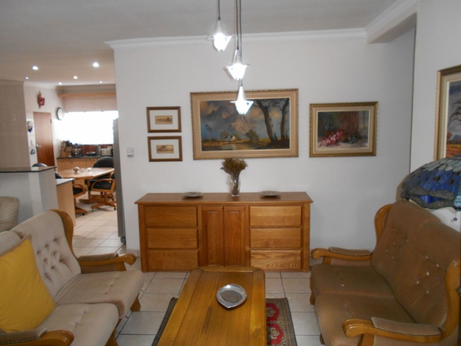 4 Bedroom Property for Sale in Lyttelton Manor Gauteng