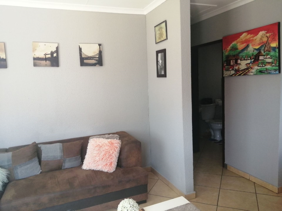 2 Bedroom Property for Sale in The Orchards Gauteng