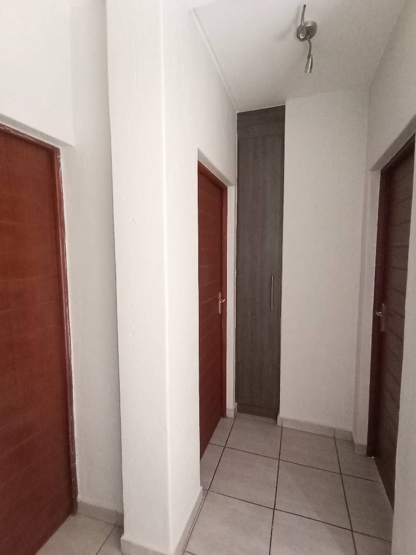 2 Bedroom Property for Sale in Terenure Gauteng