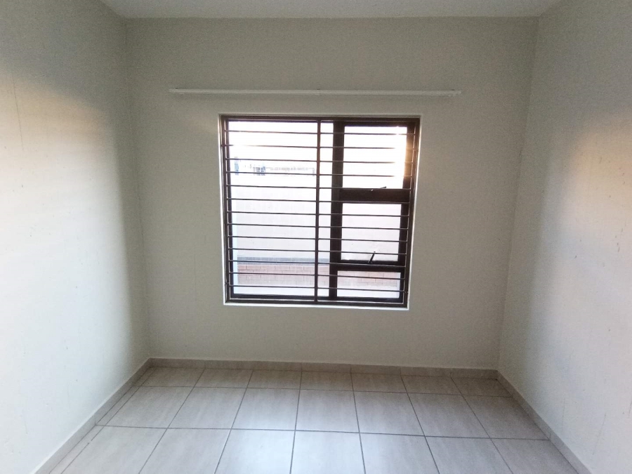 2 Bedroom Property for Sale in Terenure Gauteng