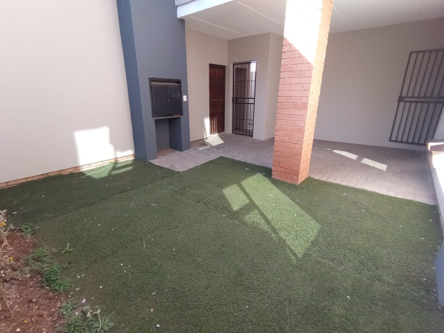 2 Bedroom Property for Sale in Terenure Gauteng