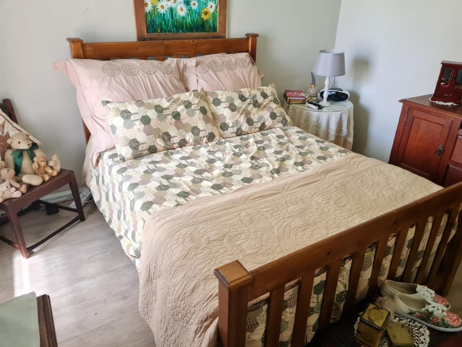 2 Bedroom Property for Sale in Rooihuiskraal North Gauteng